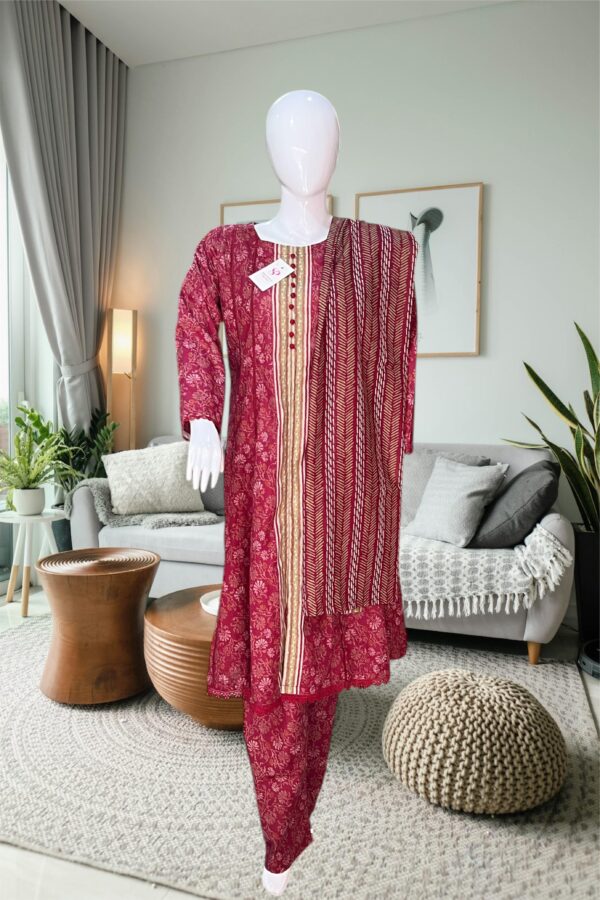 Royal Maroon Charm – Binsaed 3-Piece Frock Suit