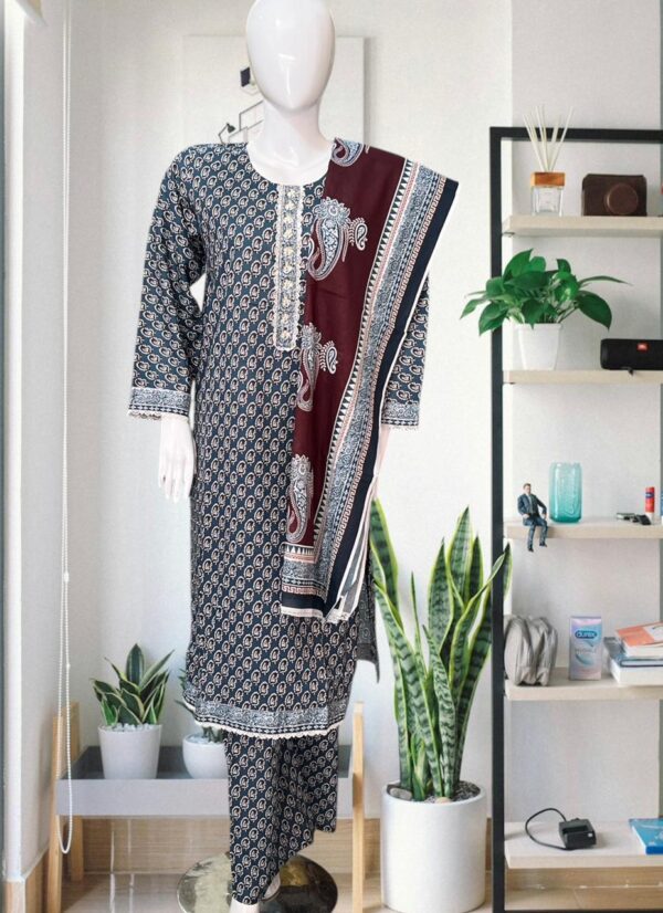 Bin Saeed – 3-Piece Printed Elegance in Blue & Maroon